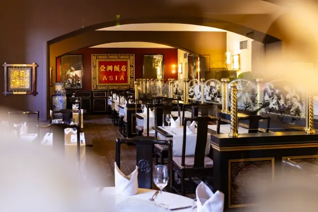 BookNoFees: Asia, Zagreb