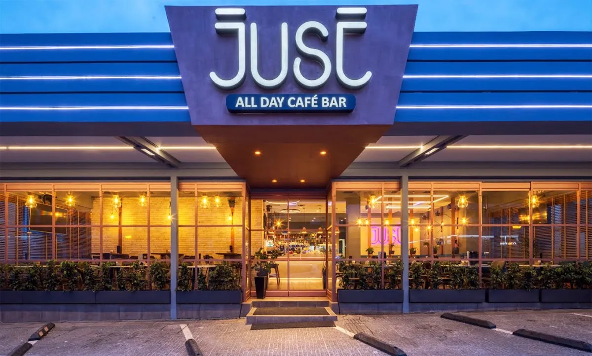 BookNoFees: Kafejnīca – Just Coffee – Athens – Vienkārši kafija, foto 1