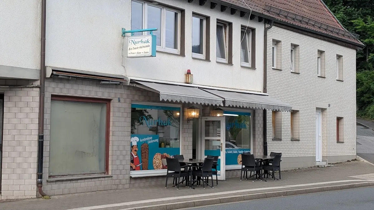 BookNoFees: Uzkodu bārs – Nurak Döner-Pizza-Schnellrestaurant – Lennestadt – „Nurak“ – döneru, picas un ātrās ēdināšanas restorāns, foto 1