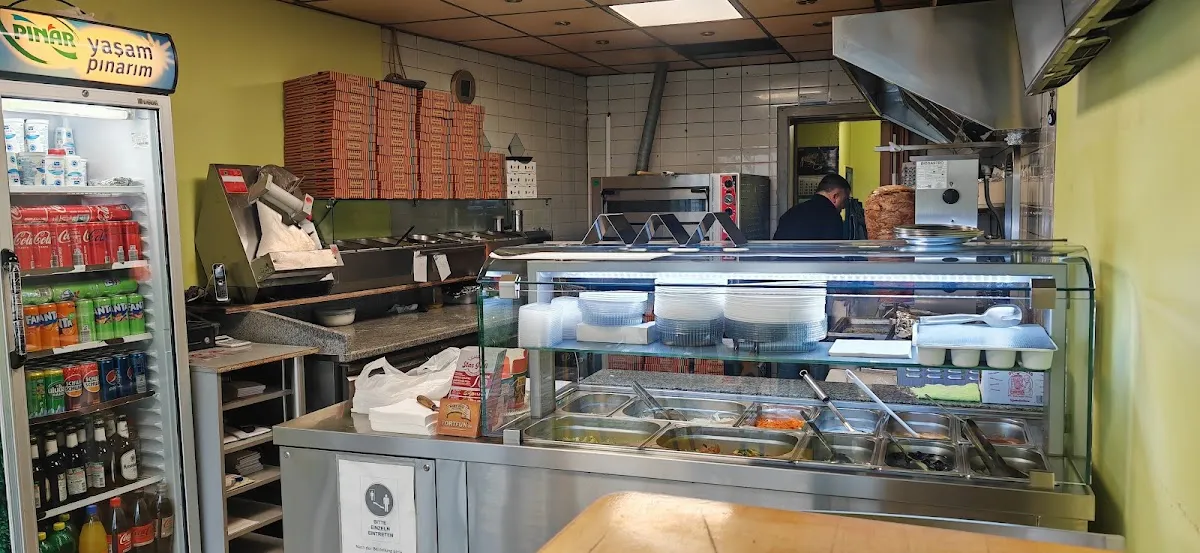 BookNoFees: Uzkodu bārs – Star Grill – Herscheid – Star Grill, foto 1