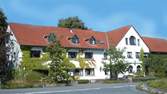BookNoFees: Restorāns – Hotel-Restaurant Spitze Warte – Rüthen – Viesnīca-restorāns „Spitze Warte“, foto 1