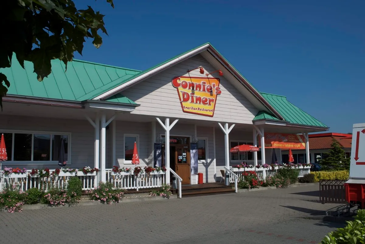 BookNoFees: Restorāns – Connies Diner – Kamen – „Connies Diner”, foto 1