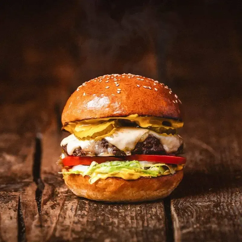 BookNoFees: Uzkodu bārs – Bamba Marha Burger Bar – Budapest – „Bamba Marha“ burgeru bārs, foto 1