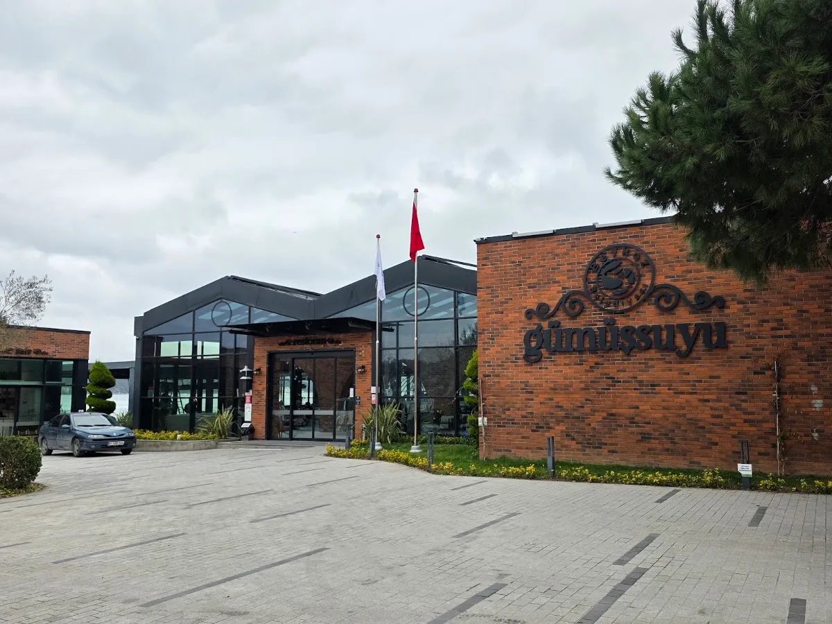 BookNoFees: Restorāns – BEYKOZ BELEDİYESİ GÜMÜŞSUYU KENT LOKANTASI – Istanbul – BEYKOZ PAŠVALDĪBAS „GÜMÜŞSUYU“ PILSĒTAS ĒDINĀŠANAS IESTĀDE, foto 1