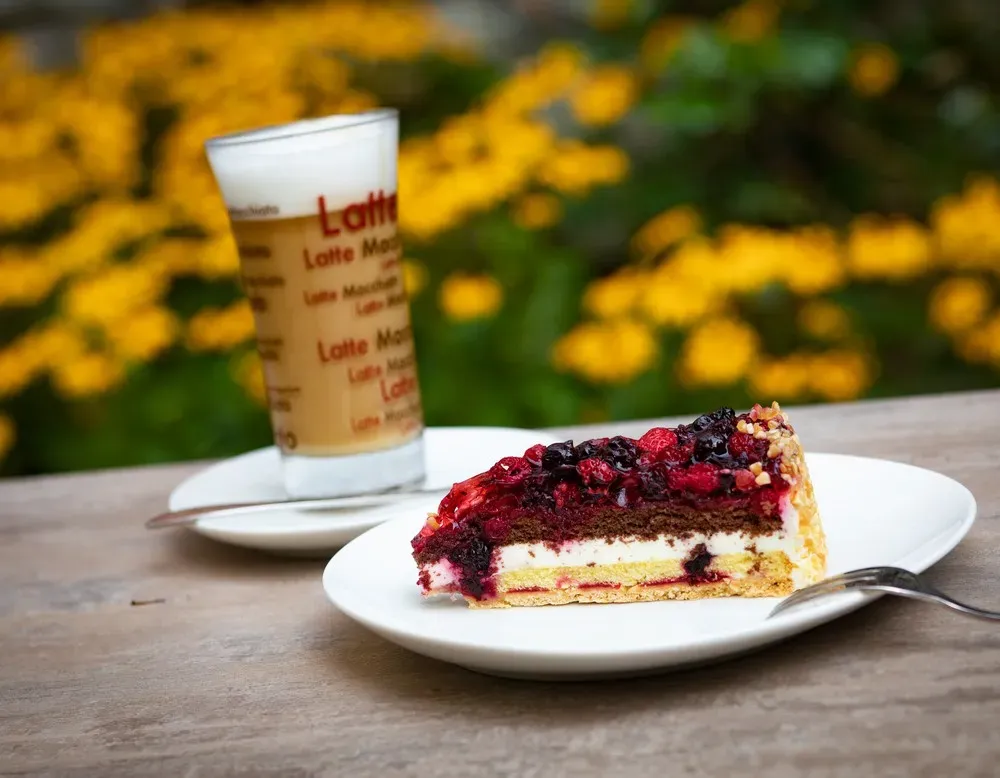 BookNoFees: Restorāns – Café im Park – Warstein-Suttrop – Kafejnīca parkā, foto 1