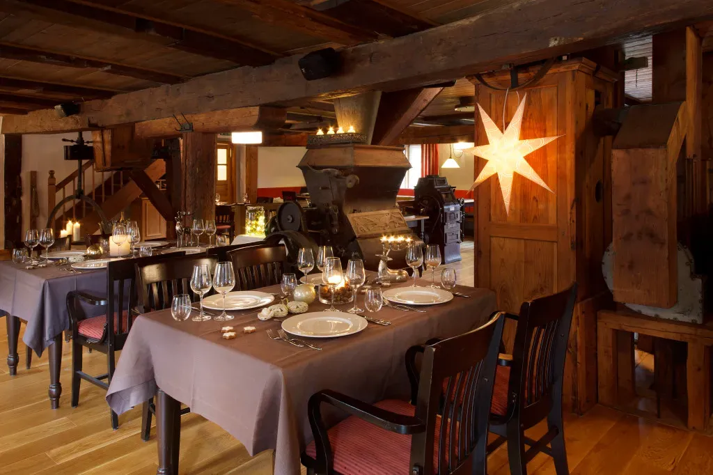 BookNoFees: Restorāns – Almer Schlossmühle – Brilon – Almer Schlossmühle, foto 1