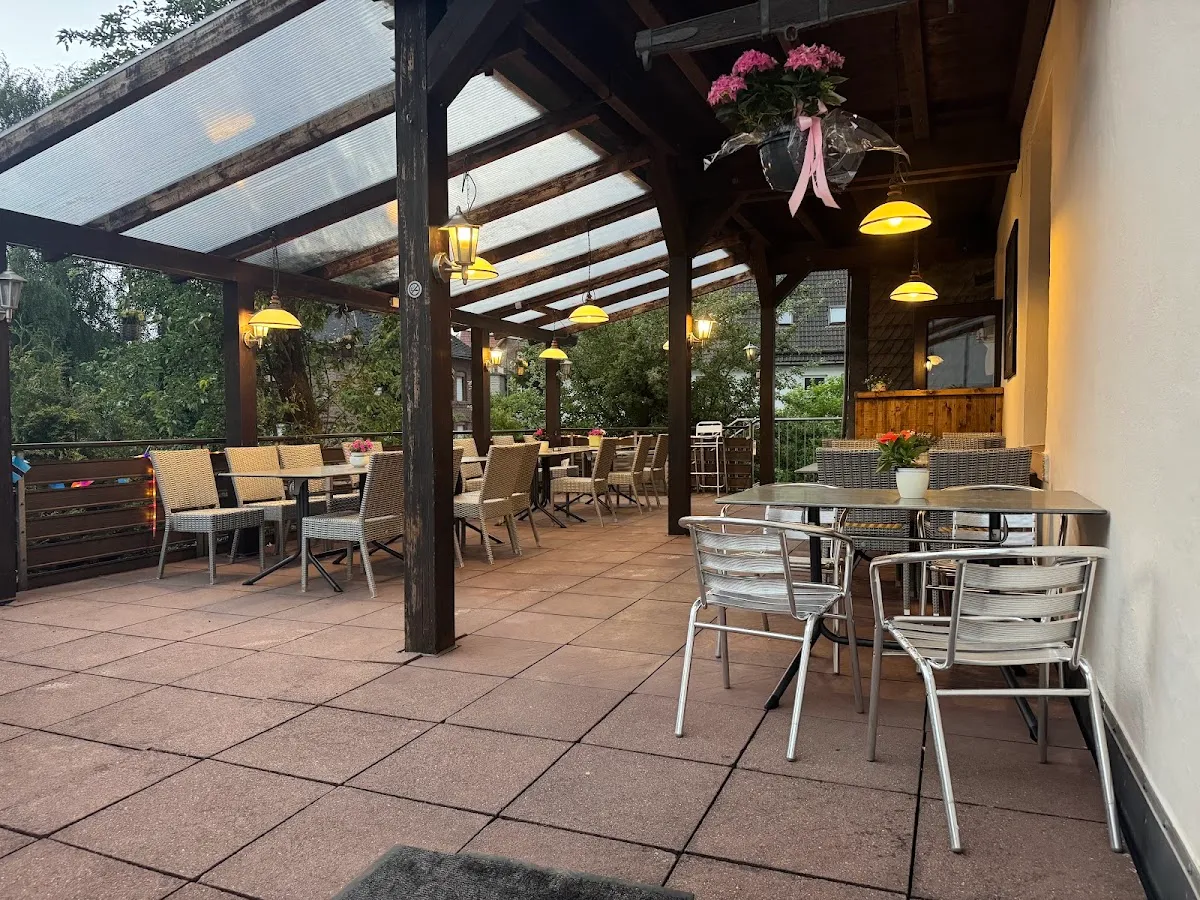 BookNoFees: Restorāns – Restaurant Pizzeria La Reggia di Caserta – Medebach – Restorāns-picerija „La Reggia di Caserta”, foto 1