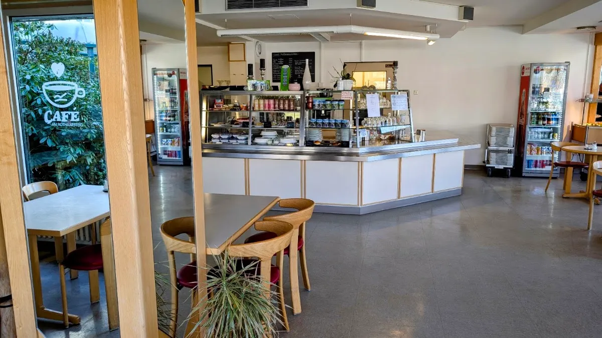 BookNoFees: Restorāns – Café am Rothaarsteig – Brilon – Kafejnīca „Café am Rothaarsteig”, foto 1