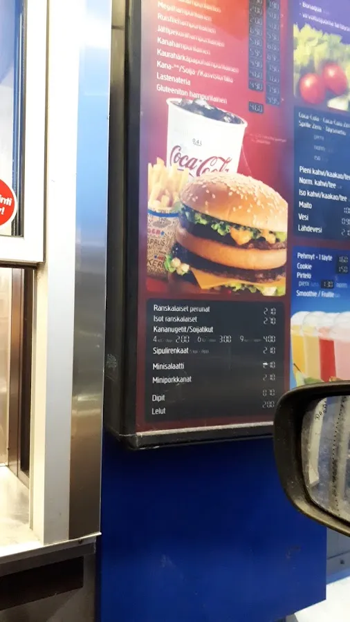 BookNoFees: Uzkodu bārs – Hesburger – Helsinki – Hesburger, foto 2