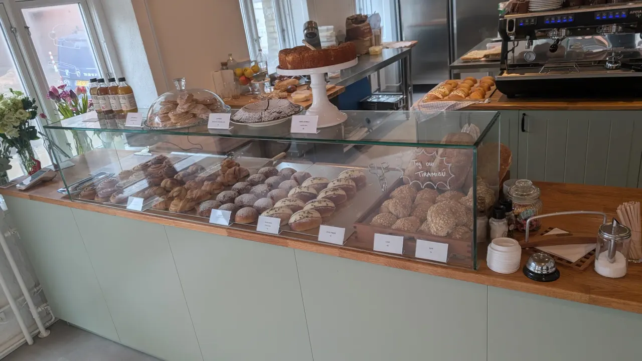 BookNoFees: Maiznīca – 180gradi – Copenhagen – 180 grādi, foto 1