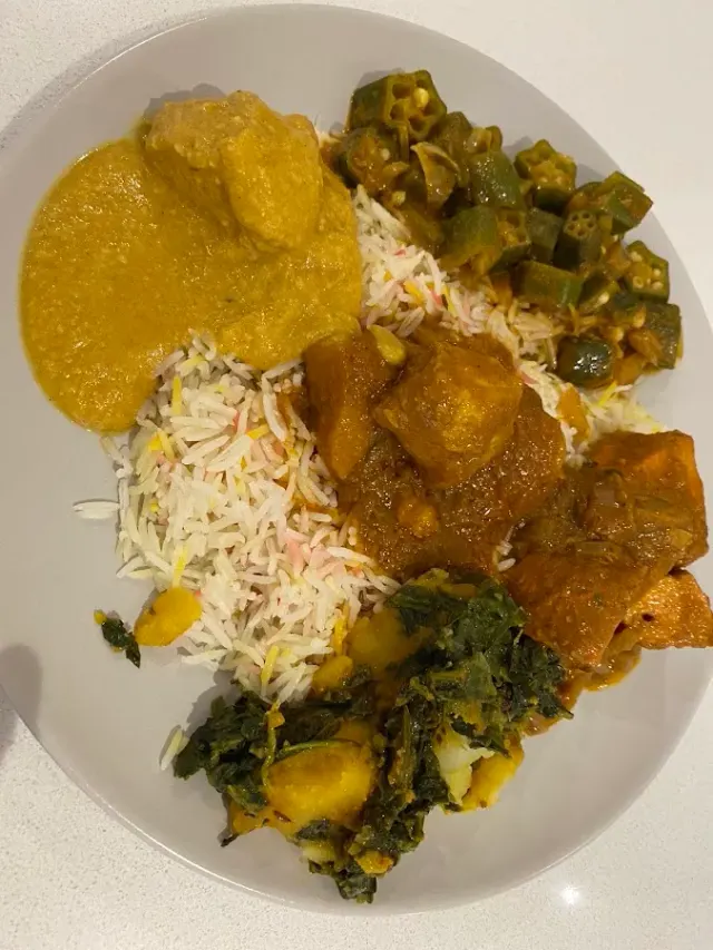 BookNoFees: Restorāns – Cheam Tandoori Takeaway – London – „Cheam Tandoori“ ēdienu izņemšana, foto 2