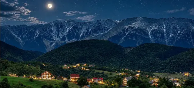 BookNoFees: brīvdienu māja, Brasov – Mierīga privāta istaba ar skatu uz kalniem un dārzu