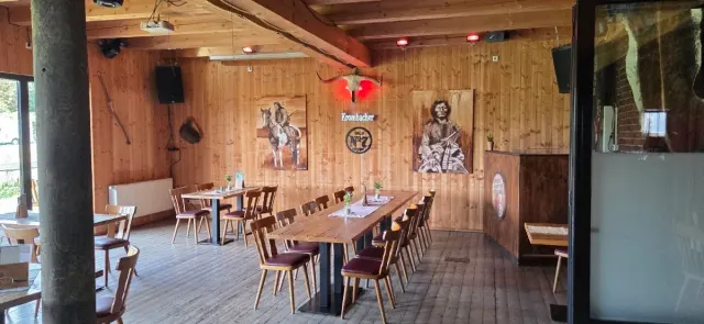 BookNoFees: Restorāns – Der Saloon In Kesseler – Lippetal – Kesselera salūns, foto 2