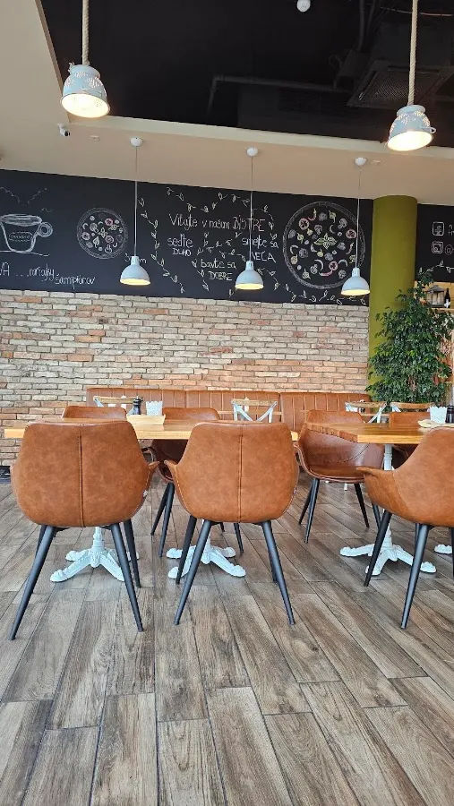 BookNoFees: Restorāns – Fragolino Bistro – Bratislava – „Fragolino” bistro, foto 1