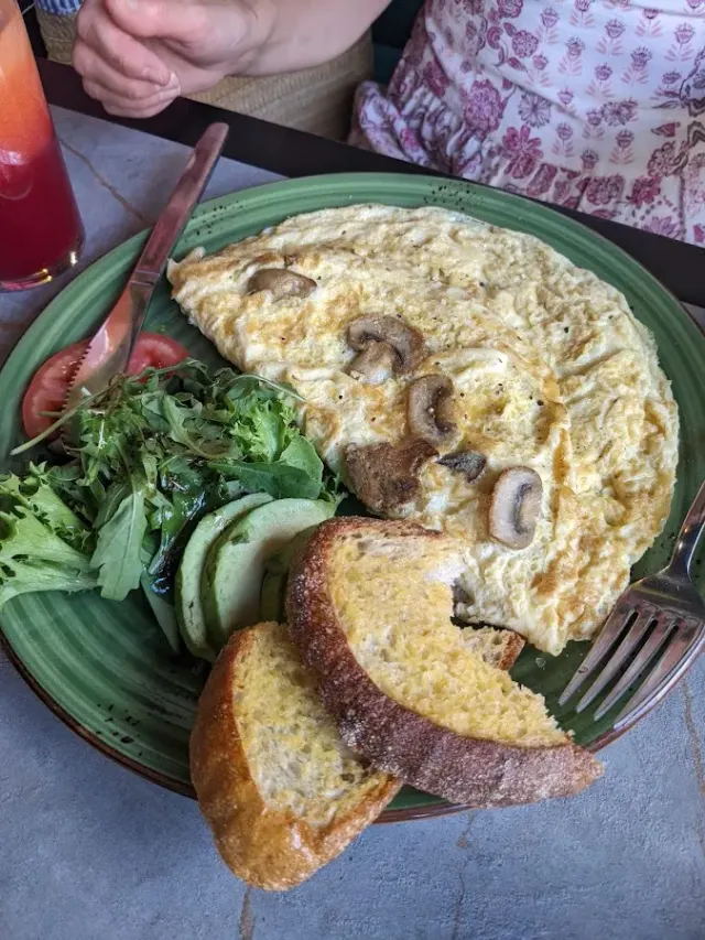 BookNoFees: Kafejnīca – Avocado & Coffee – London – Avokado un kafija, foto 2