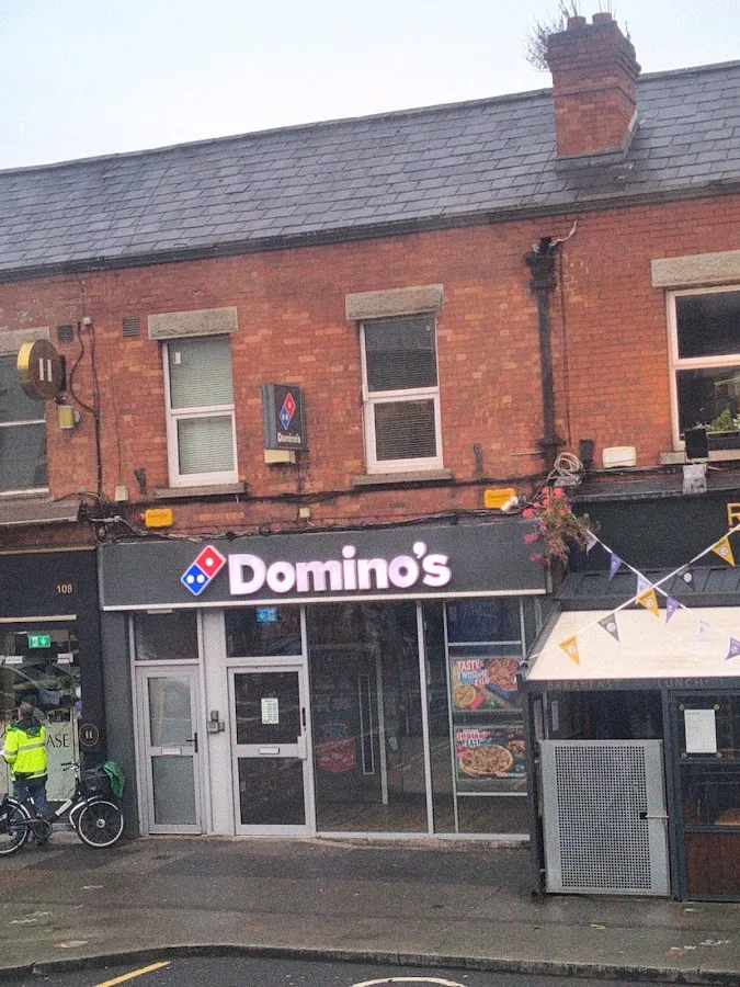 BookNoFees: Uzkodu bārs – Domino's – Dublin – Domino's, foto 1