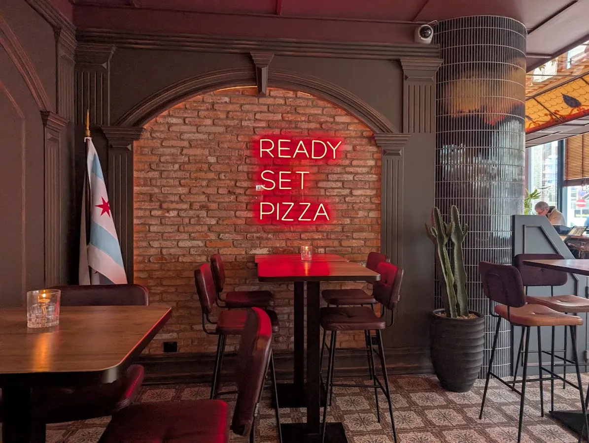 BookNoFees: Restorāns – Chicago Pizza and Brew – Oslo – „Chicago Pizza and Brew”, foto 1
