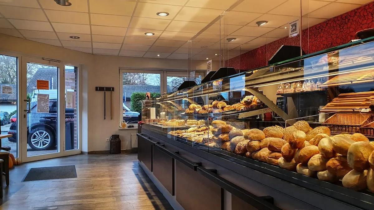 BookNoFees: Maiznīca – Krumkamp Bäckerei und Konditorei – Werne – Krumkamp maizes un konditorejas ceptuve, foto 1