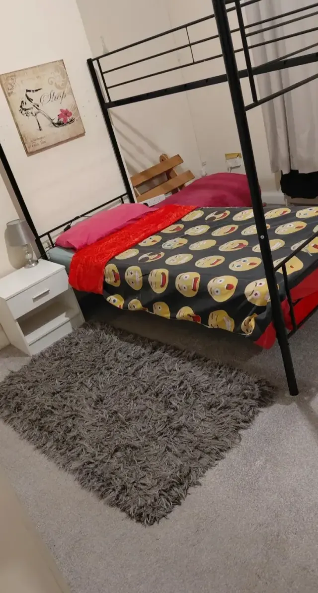 BookNoFees: Istaba mājā Līdsā – Leeds