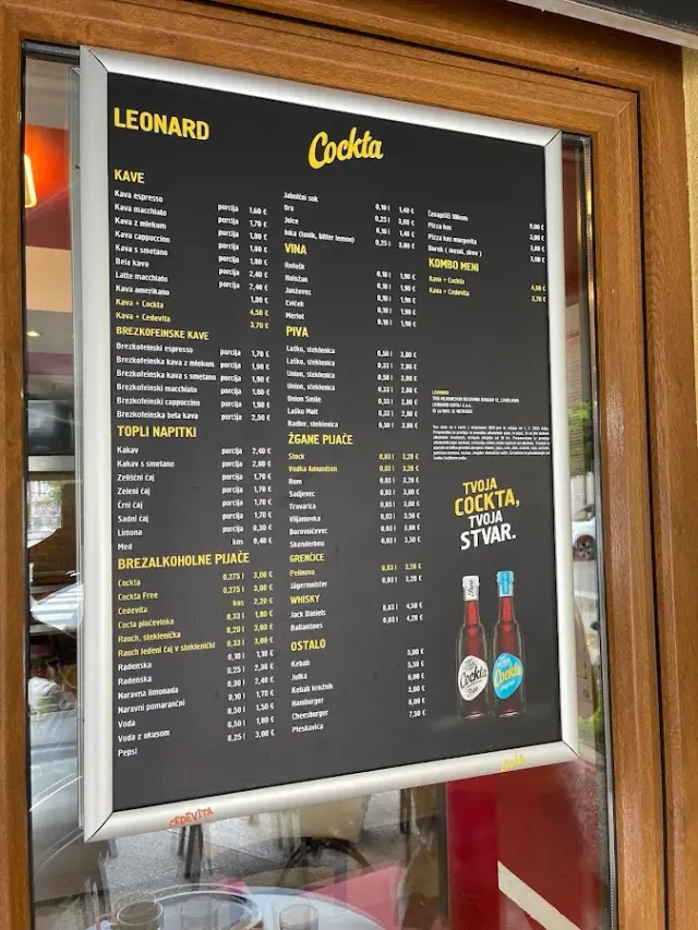BookNoFees: Kafejnīca – Kavarna in slaščičarna Leonard – Ljubljana – Kafejnīca un konditoreja „Leonard“, foto 2
