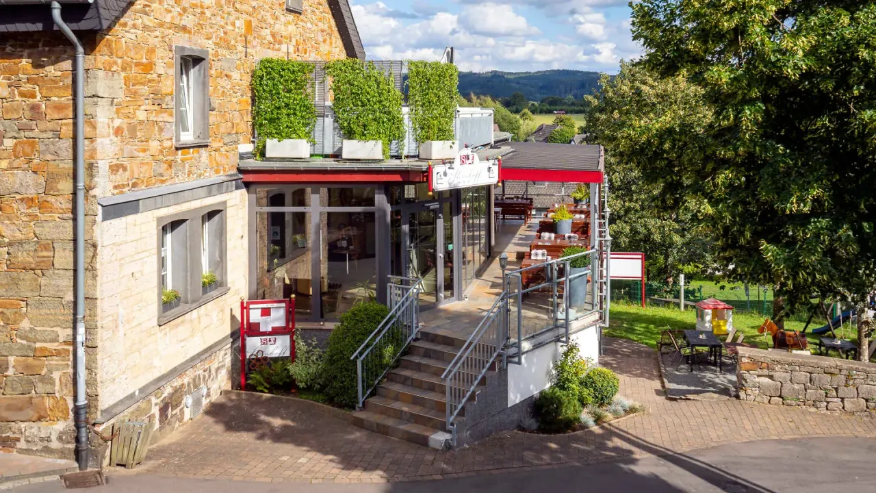 BookNoFees: Restorāns – Hotel-Restaurant Gasthof Steinhoff – Finnentrop – Viesnīca-restorāns „Gasthof Steinhoff“, foto 1
