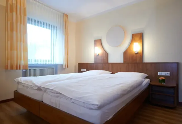 BookNoFees: Restorāns – Gasthaus Schulte – Wickede – Gasthaus Schulte, foto 2