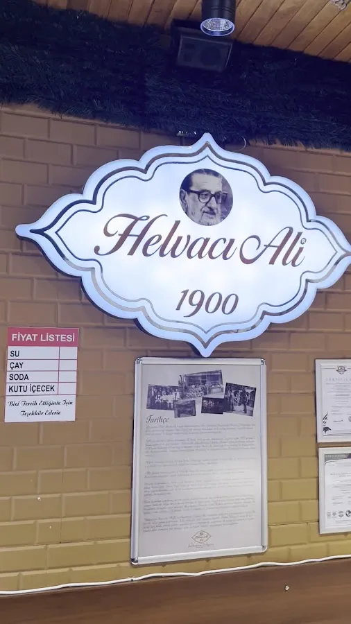 BookNoFees: Kafejnīca – Helvacı Ali Tuzla – Istanbul – Ali Helvacı no Tuzlas, foto 2