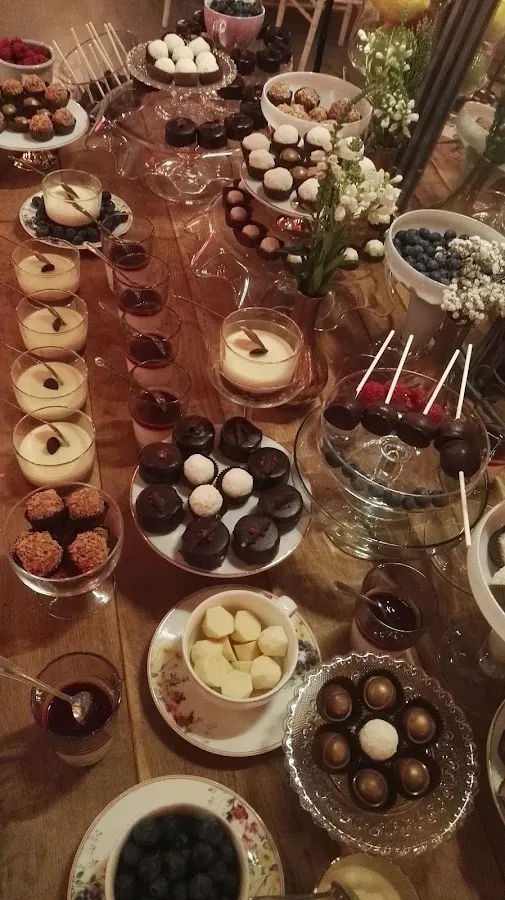 BookNoFees: Kafejnīca – Caffe bar Petica – Zagreb – Kafejnīca „Petica”, foto 2