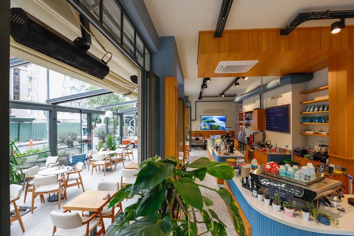 BookNoFees: Kafejnīca – Beacon Coffee – Istanbul – „Beacon Coffee“, foto 1