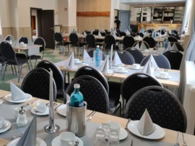 BookNoFees: Restorāns – Wirtshaus Syré – Balve-Garbeck – Krodziņš „Syré“, foto 2