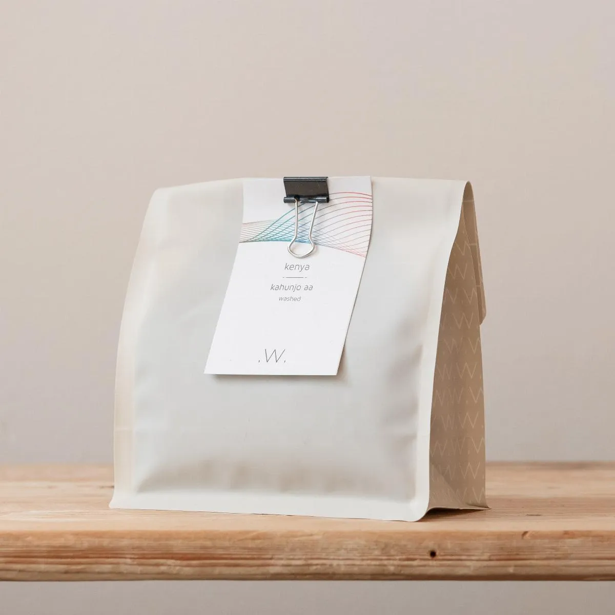 BookNoFees: Kafejnīca – White Label Coffee – Amsterdam – „White Label“ kafija, foto 1