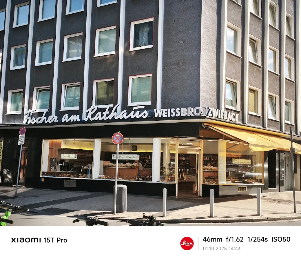 BookNoFees: Restorāns – Bäckerei Fischer am Rathaus – Dortmund – Maizes ceptuve „Fischer” pie rātsnama, foto 1