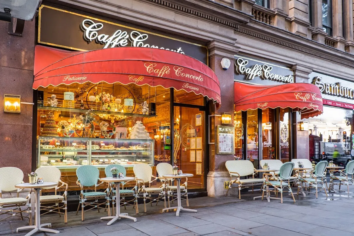 BookNoFees: Kafejnīca – Caffe Concerto – London – Kafejnīca „Concerto”, foto 1