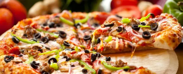 BookNoFees: Pizzeria 2000, Vienna