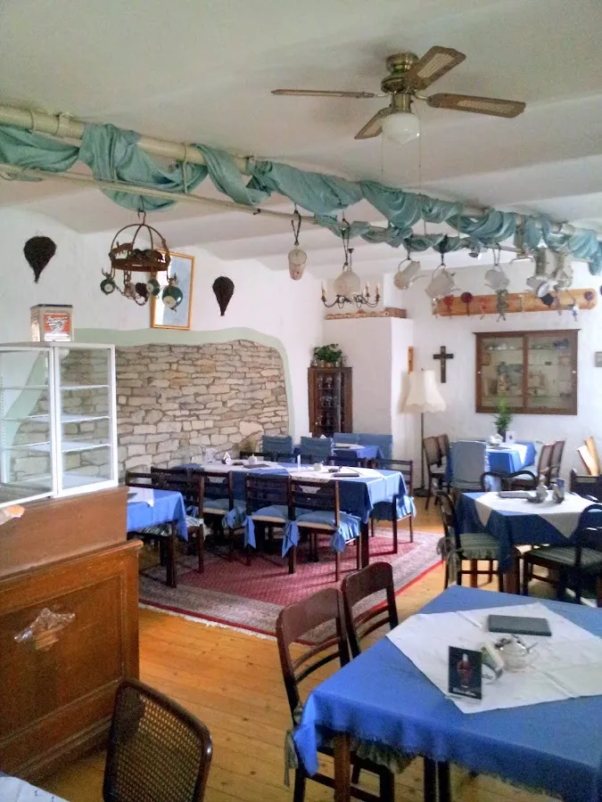 BookNoFees: Kafejnīca – Onkel Adam's Cafe – Anröchte – Onkel Adam's Cafe, foto 1