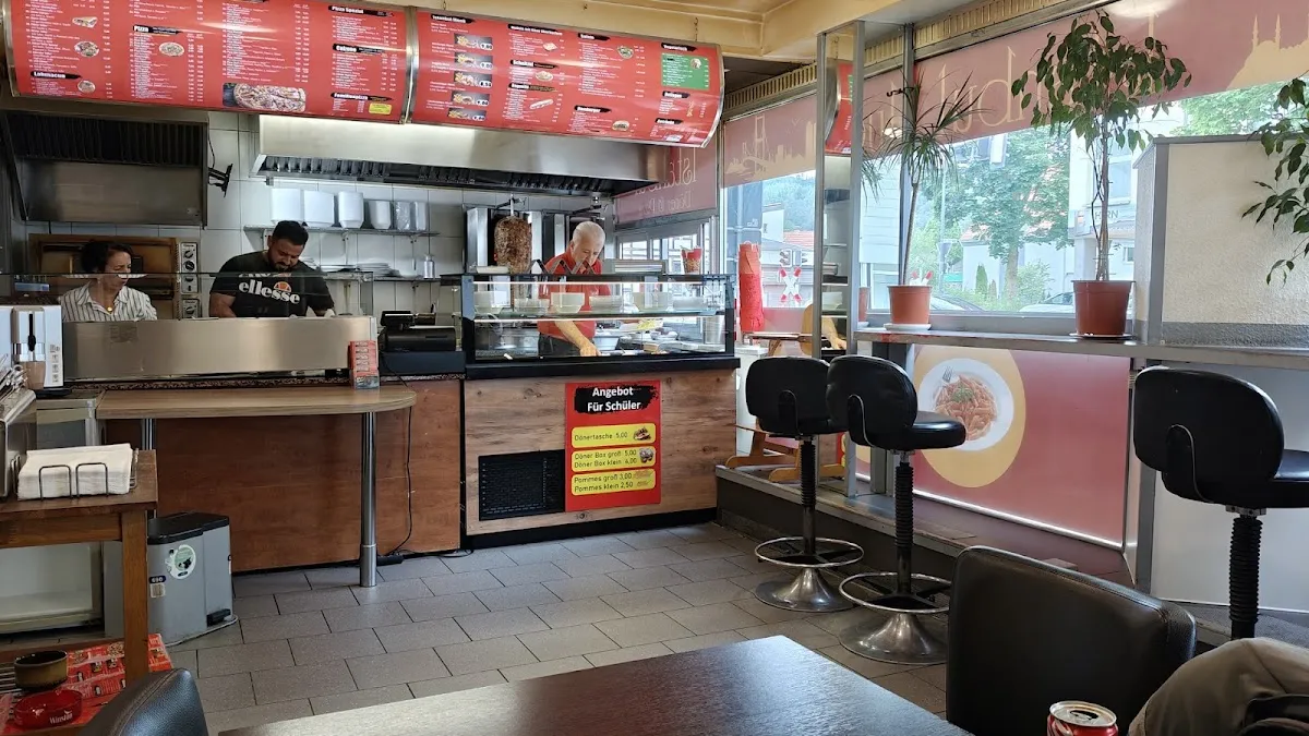 BookNoFees: Restorāns – Istanbul Döner & Pizza Haus – Marsberg – Stambulas Döner & Pizza Haus, foto 1