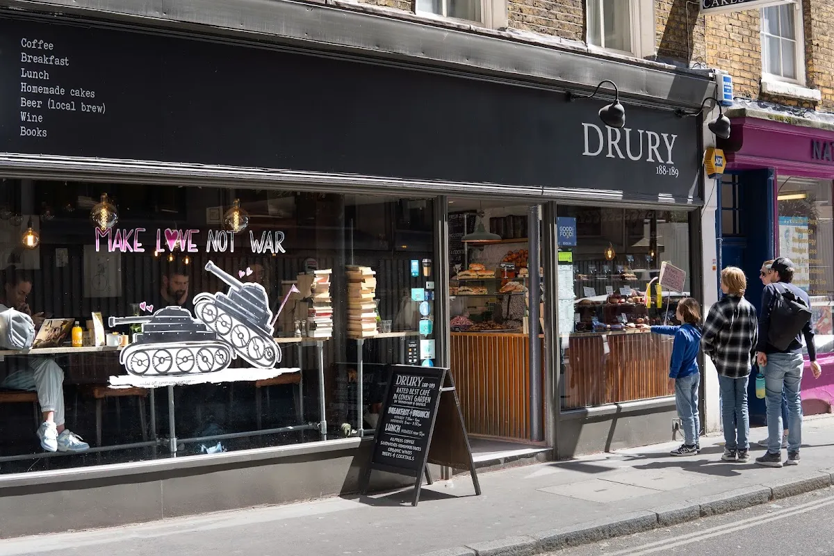 BookNoFees: Kafejnīca – Drury 188-189 – London – Drury 188–189, foto 1