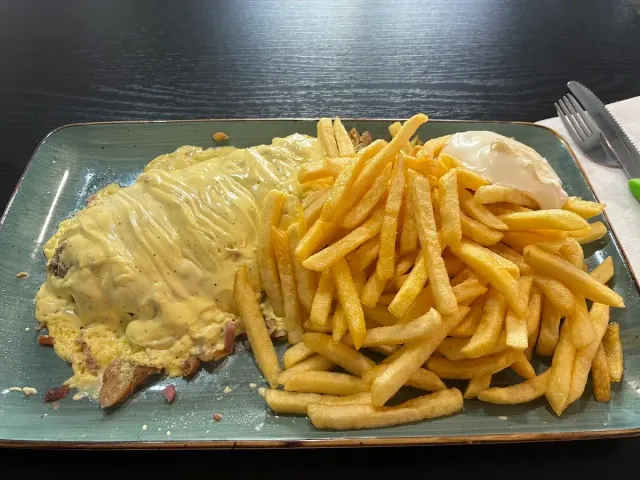 BookNoFees: Restorāns – Balver Grillstübchen – Balve – Balver Grillstübchen, foto 3