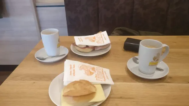 BookNoFees: Maiznīca – Bäcker Regina – Wenden – Maizniece Regina, foto 2