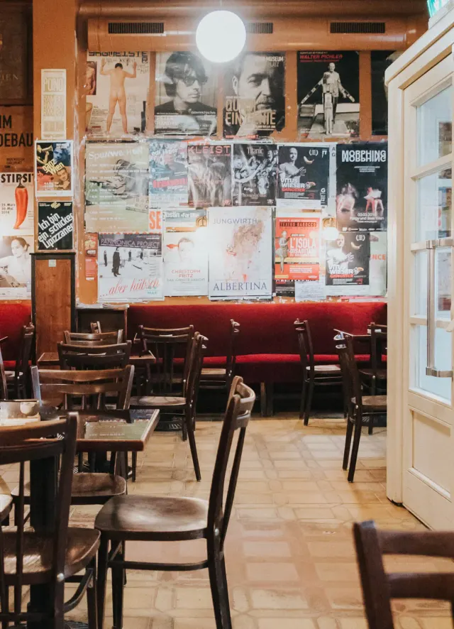 BookNoFees: Kafejnīca – Kaffee Alt Wien – Vienna – Kafija „Alt Wien“, foto 2
