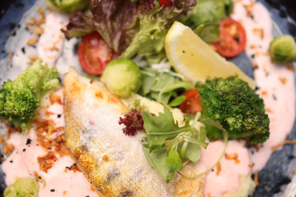BookNoFees: Piemēra fotoattēls: Grilēta zivs
